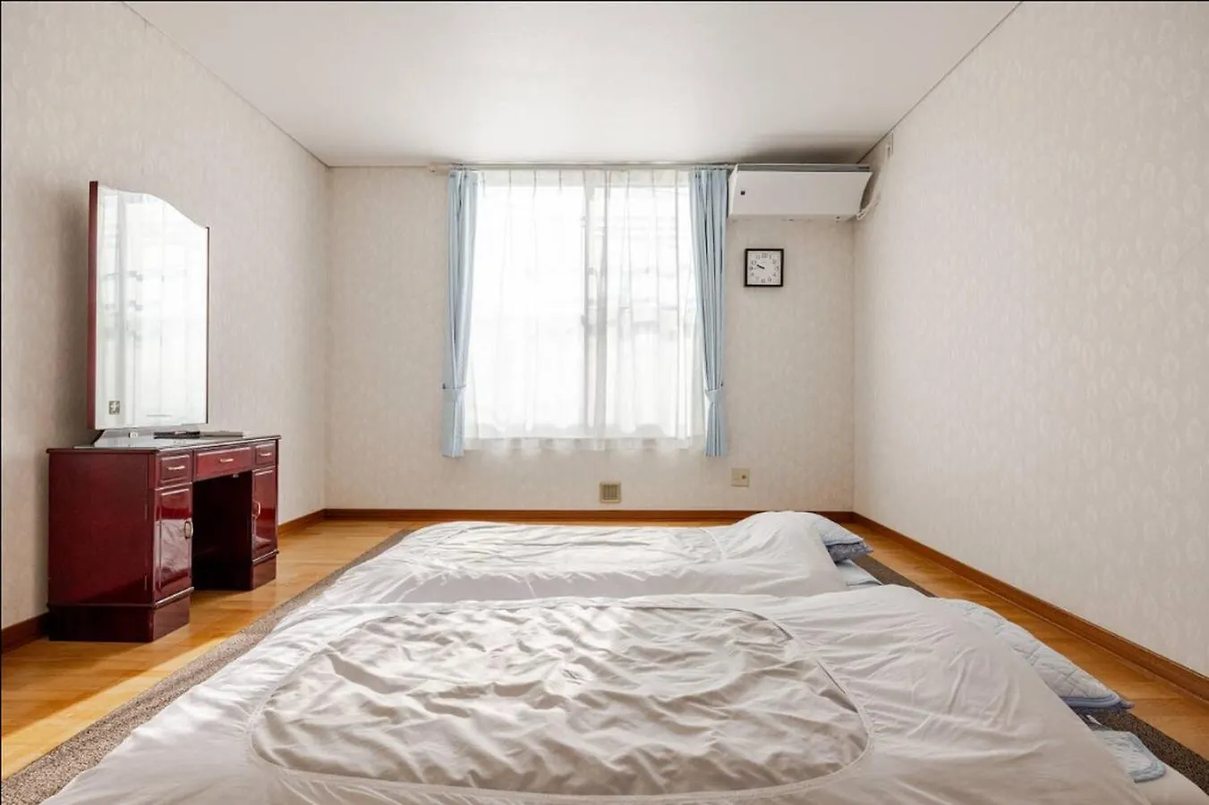 【One House 】白老駅から徒歩1分/グループ・家族で一棟貸切/ウポポイへのアクセスも抜群 Villa Shiraoi Holiday home